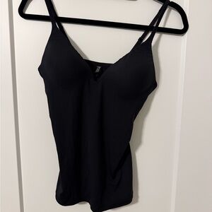 Victoria's Secret IPEX Size 34C built in bra Elegant Black Camisole